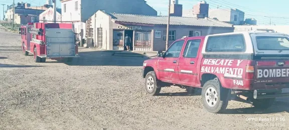 Bomberos sofocaron un principio de incendio en una panadería de Puerto Deseado