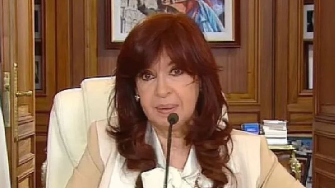 Cristina Kirchner exigió que se recalcule su pensión, reclamó los retroactivos por Zona Austral y no quiere que le apliquen descuentos