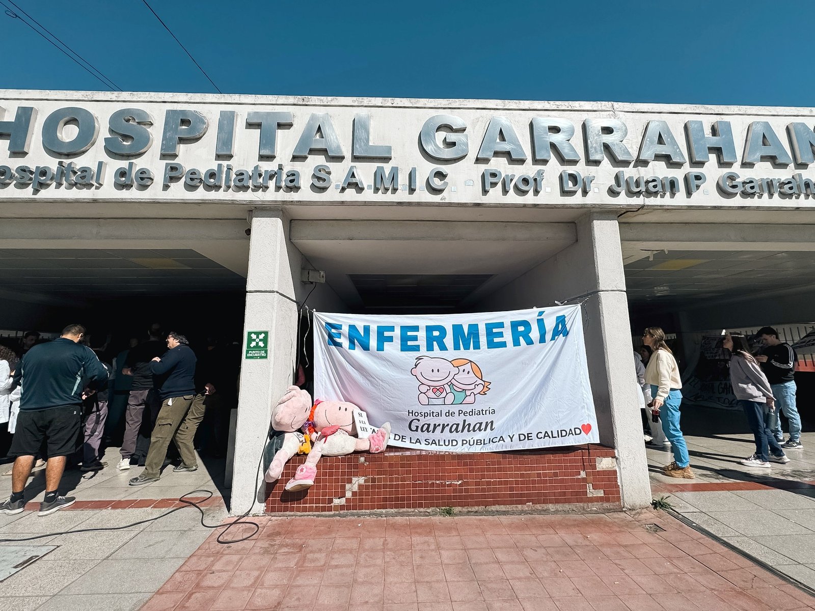 Día de la Sanidad: aplaudir no alcanza