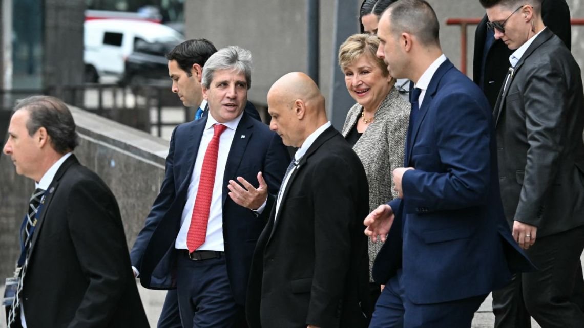 El FMI enviará una misión a la Argentina la próxima semana y revisará el acuerdo con el Gobierno