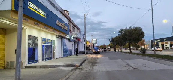 Hallaron a un hombre de 63 años sin vida sobre la avenida Yrigoyen