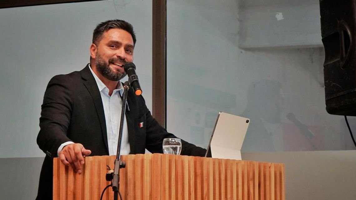 Interna radical: Ezequiel Lemos busca quedarse con la conducción de la UCR en Colón