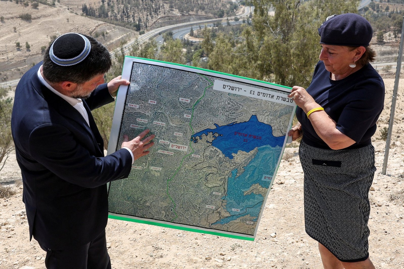 Israel autorizará más de 2.000 nuevas viviendas en la polémica colonia que divide Cisjordania en dos