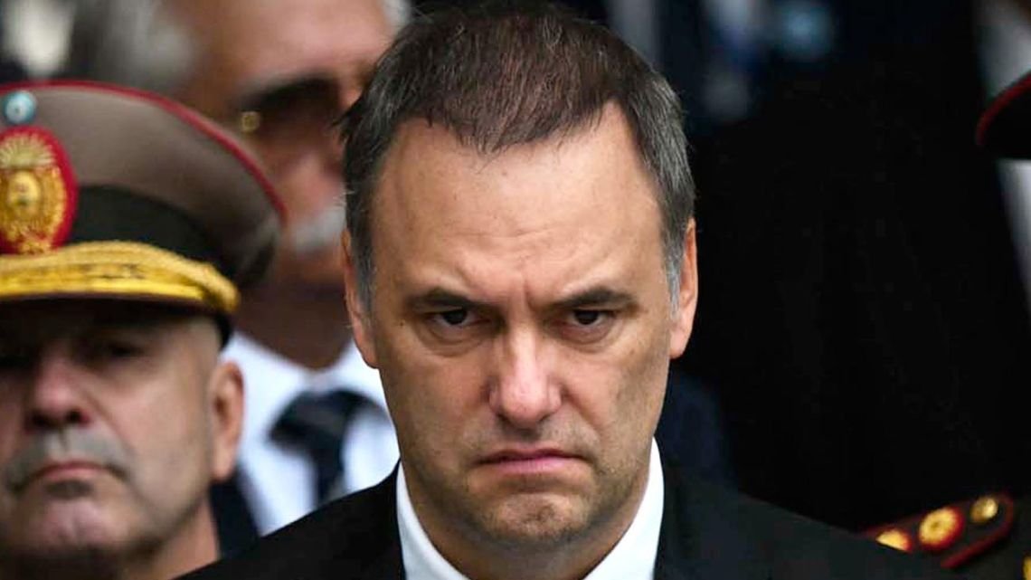 La fiscalía peritará las billeteras virtuales y las refacciones de la casa de Manuel Adorni