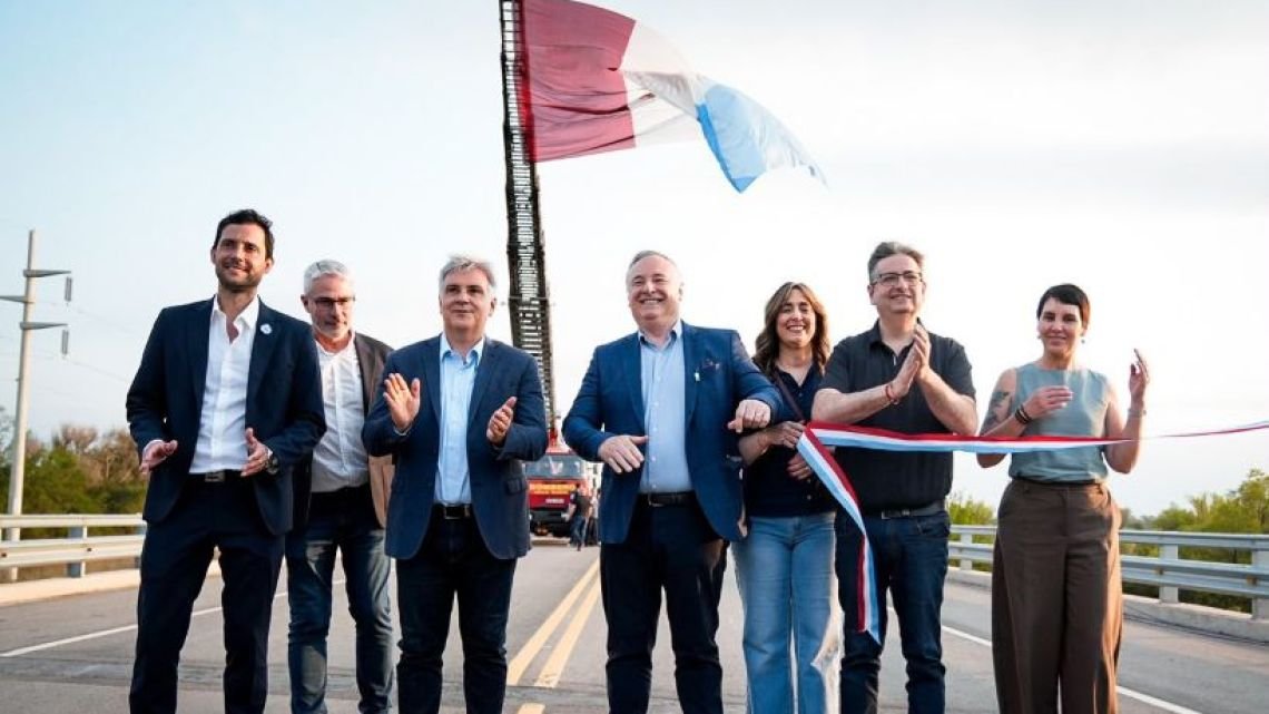 Llaryora inauguró la circunvalación sudeste de Villa María y Villa Nueva: “Es una de las obras más importantes del país”