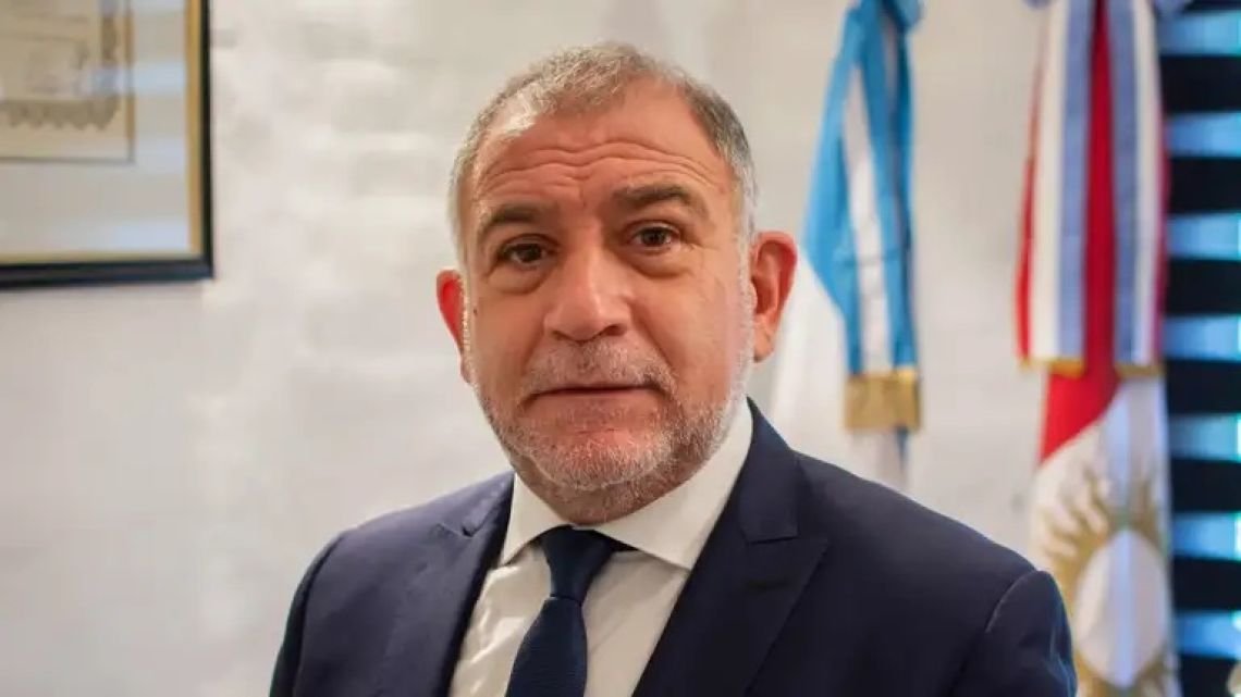 Luis Juez explicó su voto por Zona Fría: "Se le subsidia la boleta a una pileta en un country mientras un jubilado paga boleta entera"