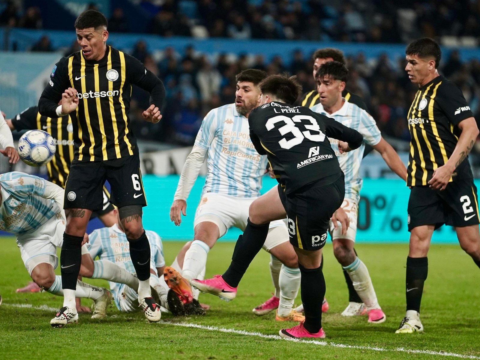 Marcos Rojo, contundente tras una nueva derrota de Racing: "Siento vergüenza" :: Olé