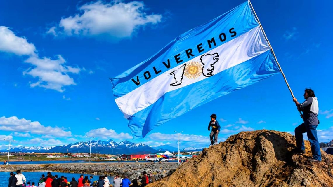Para el diario británico The Mirror, Argentina no tiene la capacidad militar para una nueva invasión a las Islas Malvinas