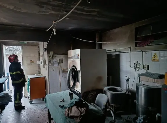 Principio de incendio en el Sanatorio Trelew por falla en un secador