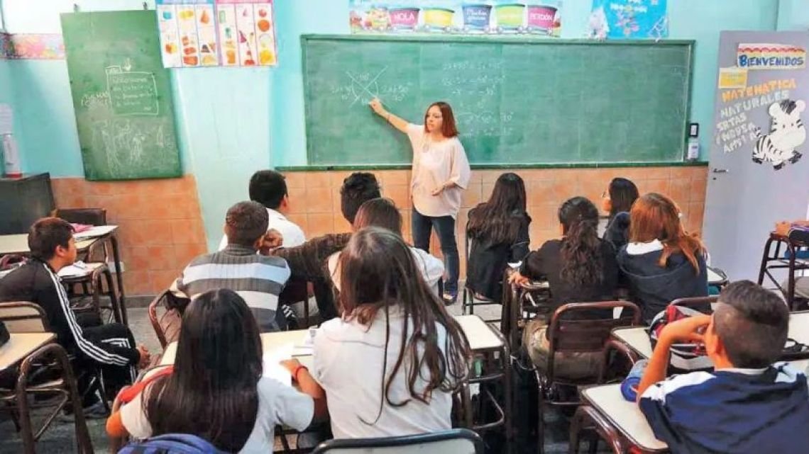 Pruebas PISA: especialistas aseguran que Córdoba se mantuvo por encima de Nación “por mantener sus políticas educativas”