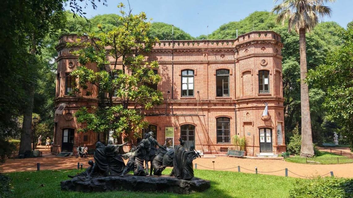 Restauración y puesta en valor de la Casona y las esculturas del Jardín Botánico