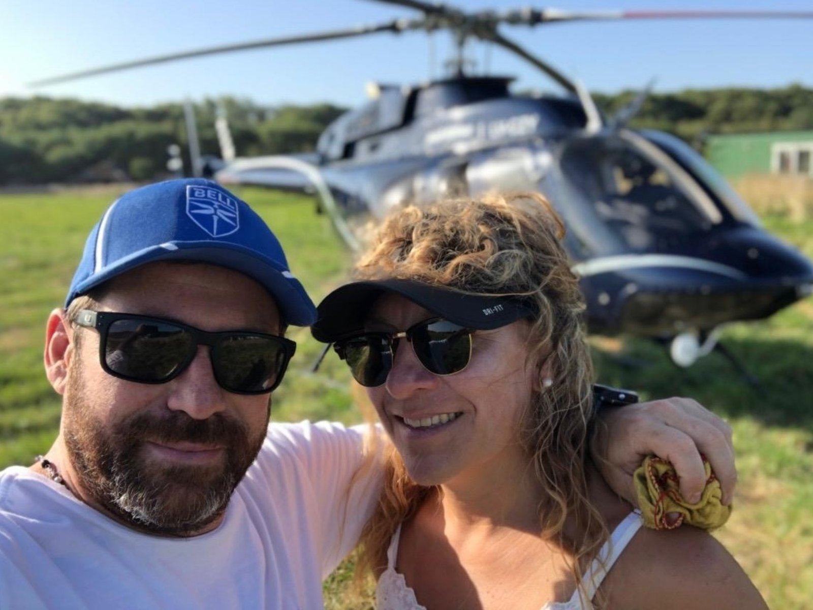 Su marido pilotaba el helicóptero de la tragedia en San Juan, asegura que le dio la respuesta de lo que pasó y ella le sigue escribiendo cartas