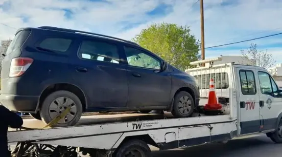 Trelew: dos autos fueron secuestrados por realizar viajes de Uber sin habilitación