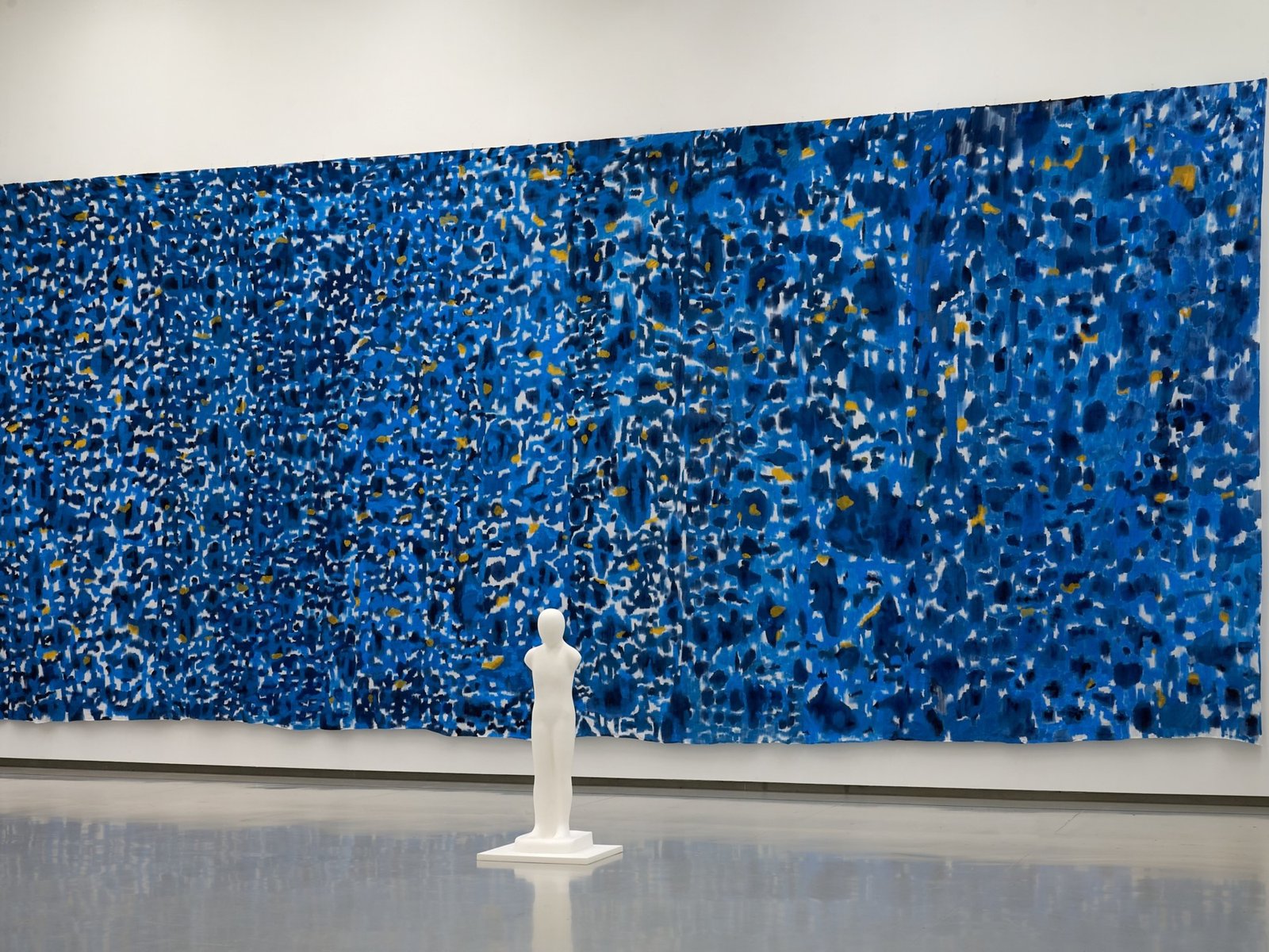 Tres mujeres, dos poéticas y una muestra en el Museo MAR