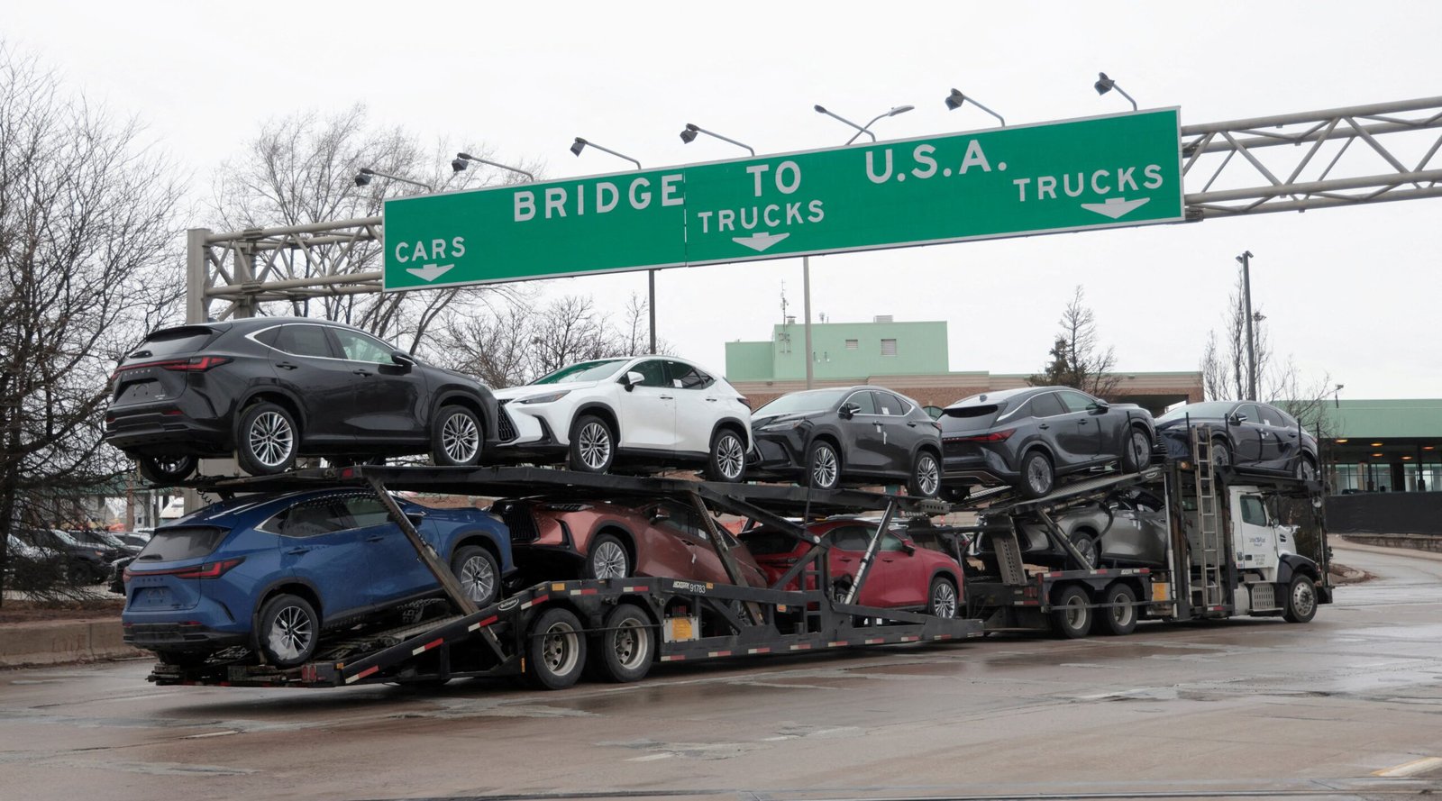 Trump deroga las normas de ahorro de combustibles para favorecer a los coches de combustión sobre los eléctricos