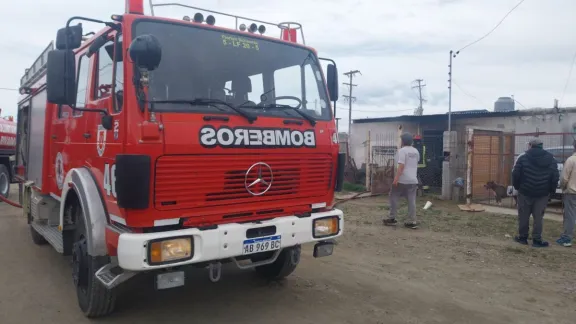 Un cortocircuito eléctrico habría provocado un incendio en Kilómetro 8