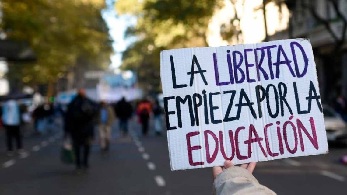 Universidades: los gremios ratificaron los paros rotativos y la nueva ‘marcha federal’ en octubre