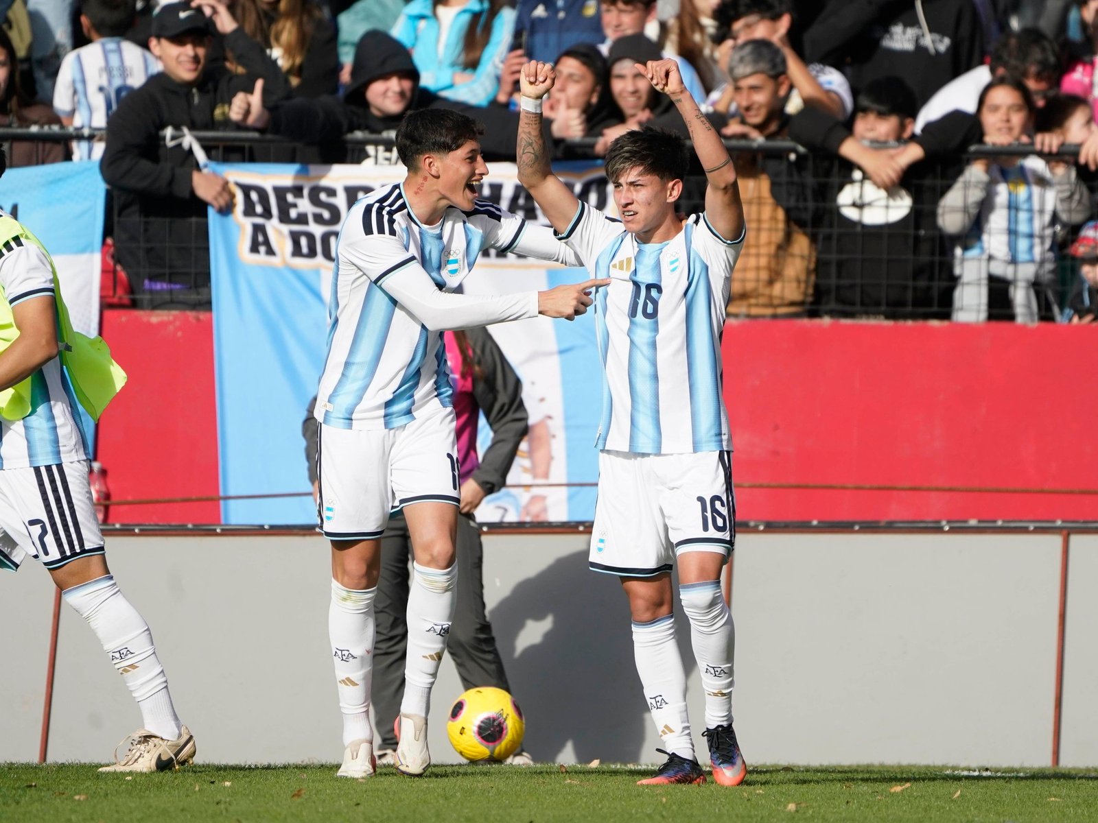 a qué hora juega, formaciones y dónde ver el partido