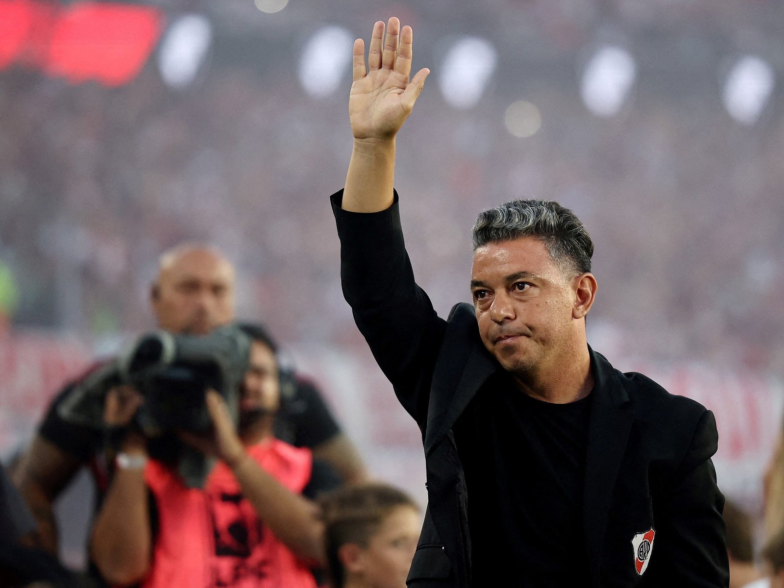 contrato hasta 2030 y cuándo debutará