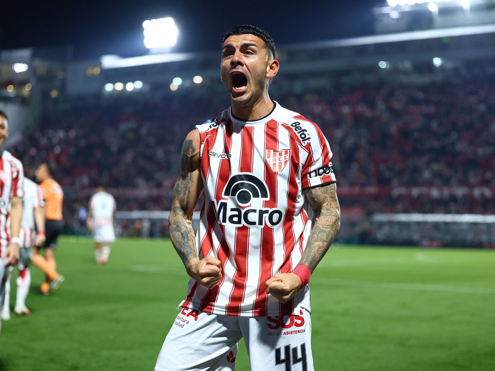 ganó el clásico ante Talleres y lleva cinco triunfos al hilo como local