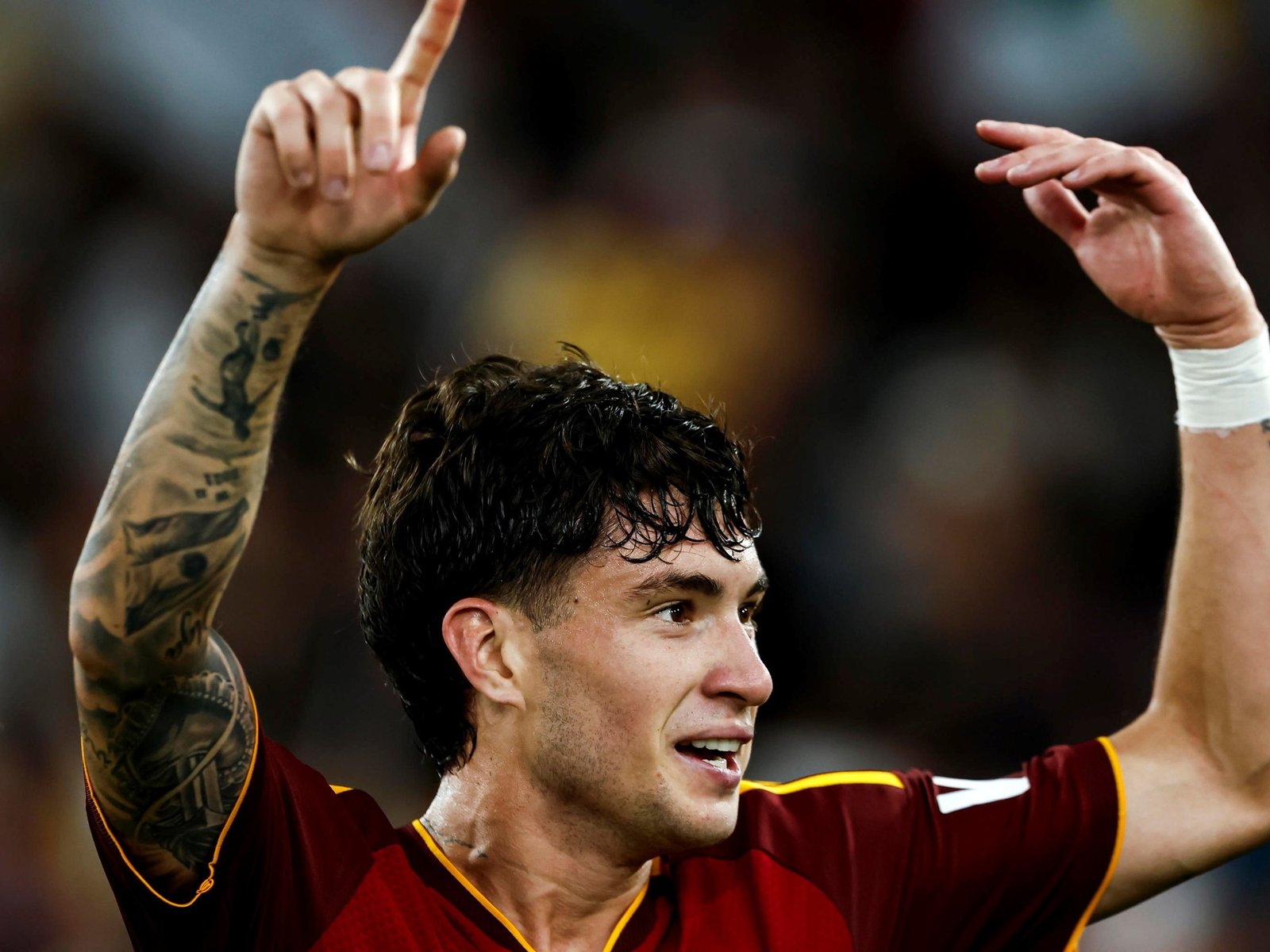 gol a los 93 minutos, remontada ante Atalanta y punta perfecta en la Serie A