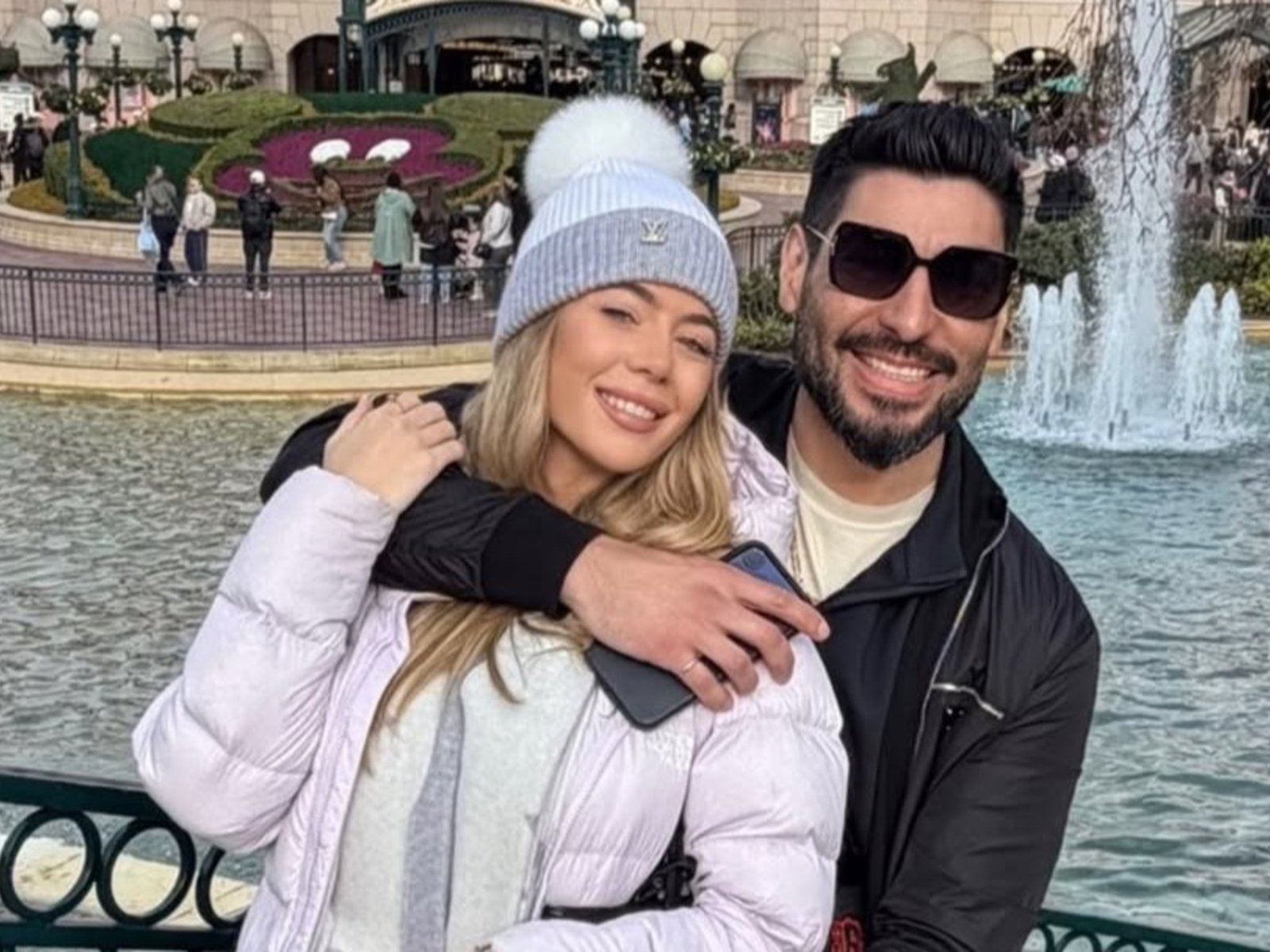 sospechan que rompió la perimetral, se encontró con Candela Arizaga e investigarán las cámaras de un hotel