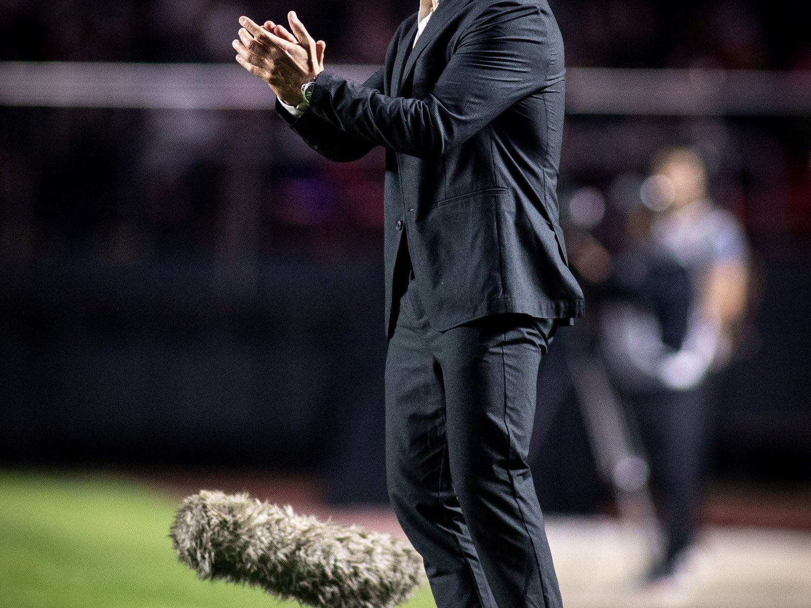 A días de la vuelta ante Boca: Vasco perdió por el Brasileirao y está a tres puntos del descenso, pero el DT avisó que no renunciará a ninguna competencia :: Olé