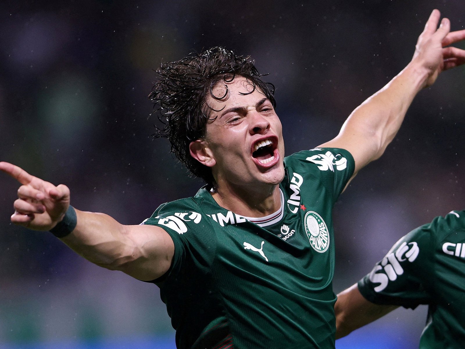 Agustín Giay convirtió un doblete en la goleada de Palmeiras en el clásico contra Corinthians