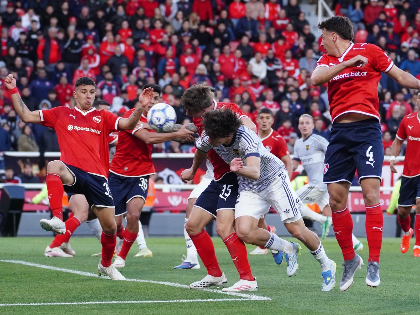 Boca ganó sobre la hora el clásico, sigue líder y dejó obligado a Argentinos Juniors