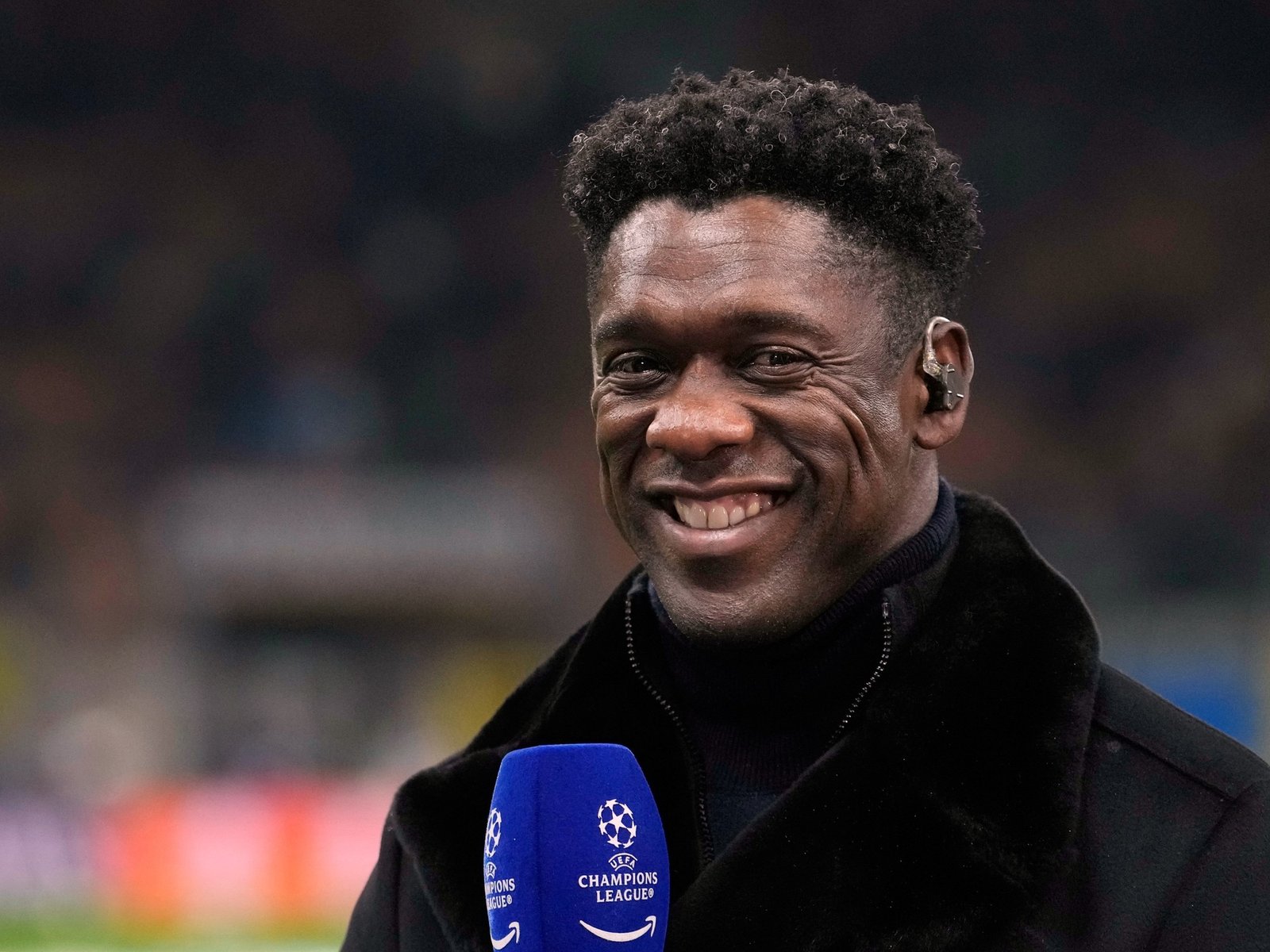 Clarence Seedorf es el nuevo DT de Corinthians y llega para salvarlo del descenso