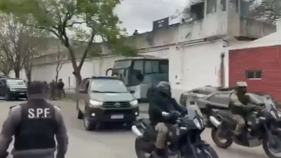 Comenzó el traslado de presos de Devoto a la nueva cárcel de Marcos Paz