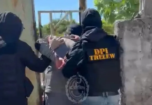 Detuvieron en Chubut a dos sospechosos por un violento robo armado en Pico Truncado