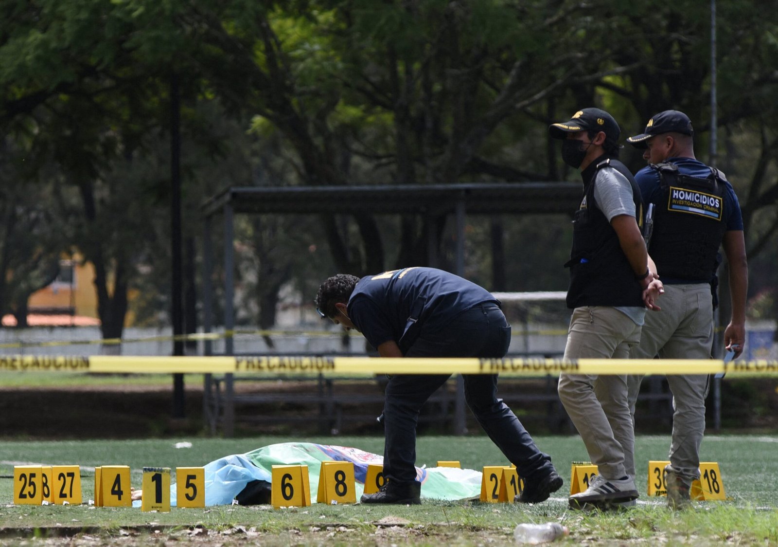 El asesinato de un relevante exfiscal reabre el fantasma del crimen político en Guatemala