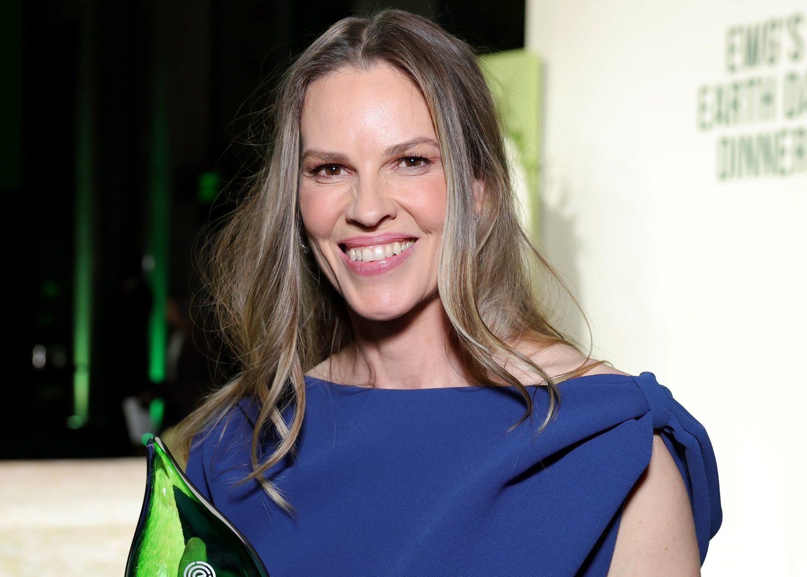 Hilary Swank anuncia que está embarazada a los 52 años