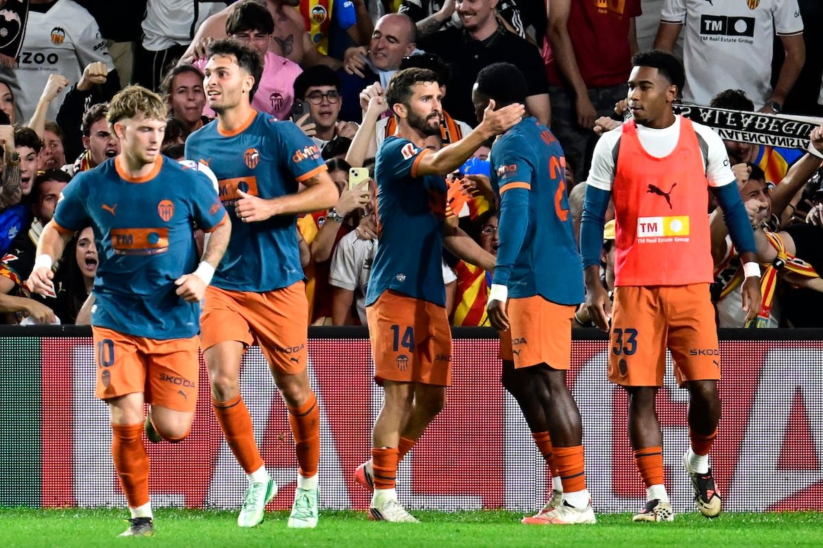 Javier Aguirre le pone un parche al Valencia | Fútbol | Deportes