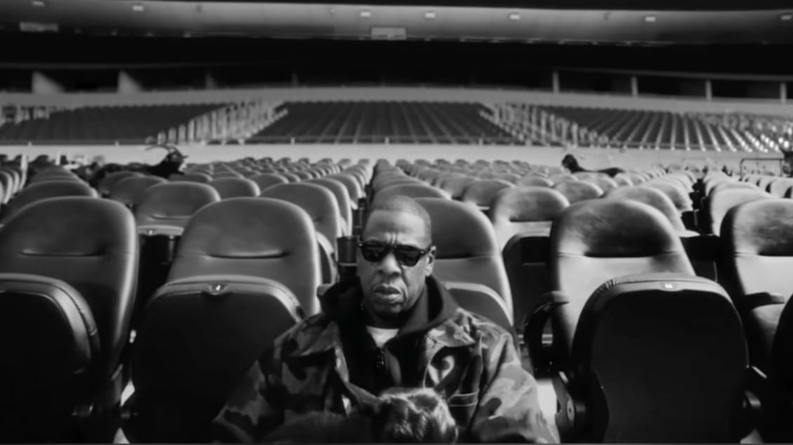 Jay-Z actuará en el intermedio del LXI Super Bowl, que organiza su propia empresa
