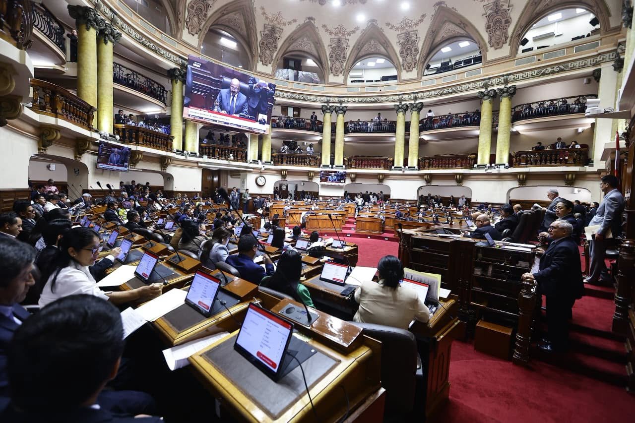Keiko Fujimori rompe a la oposición y consigue una mayoría en el Senado que le permite legislar por decreto durante 90 días