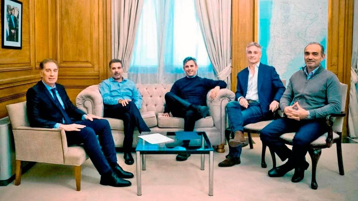 LLA y el PRO buscan resucitar un acuerdo cruzado por las internas de ambos partidos