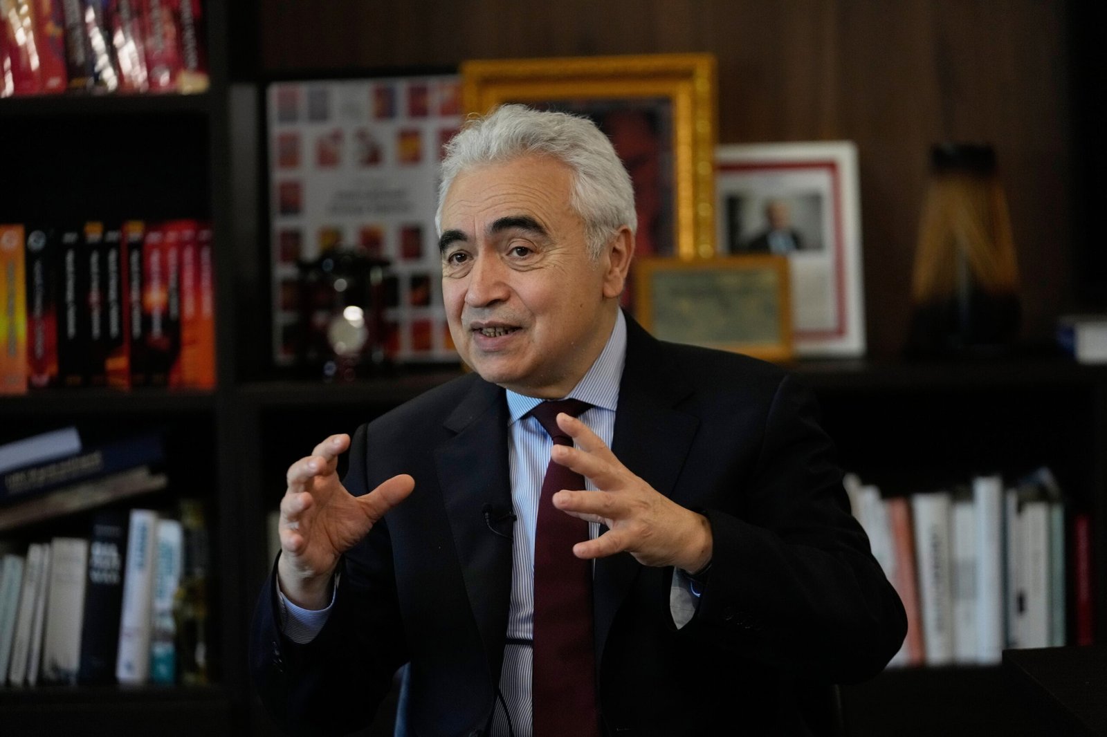 La AIE anima a una nueva liberación de reservas de diésel para detener la escalada de precios