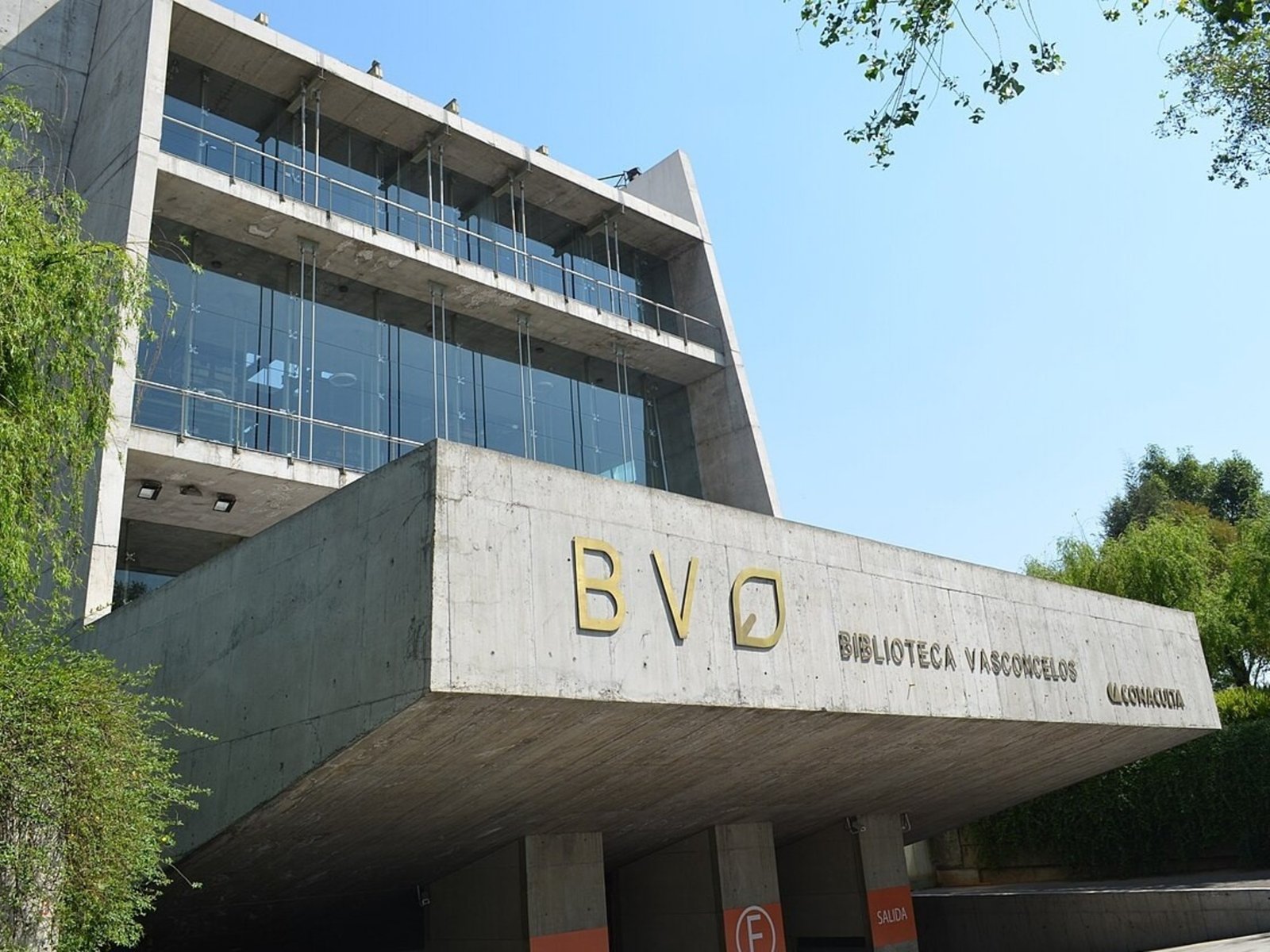 La Biblioteca Vasconcelos de México cumple 20 años, recibe turistas y alberga 700.000 libros
