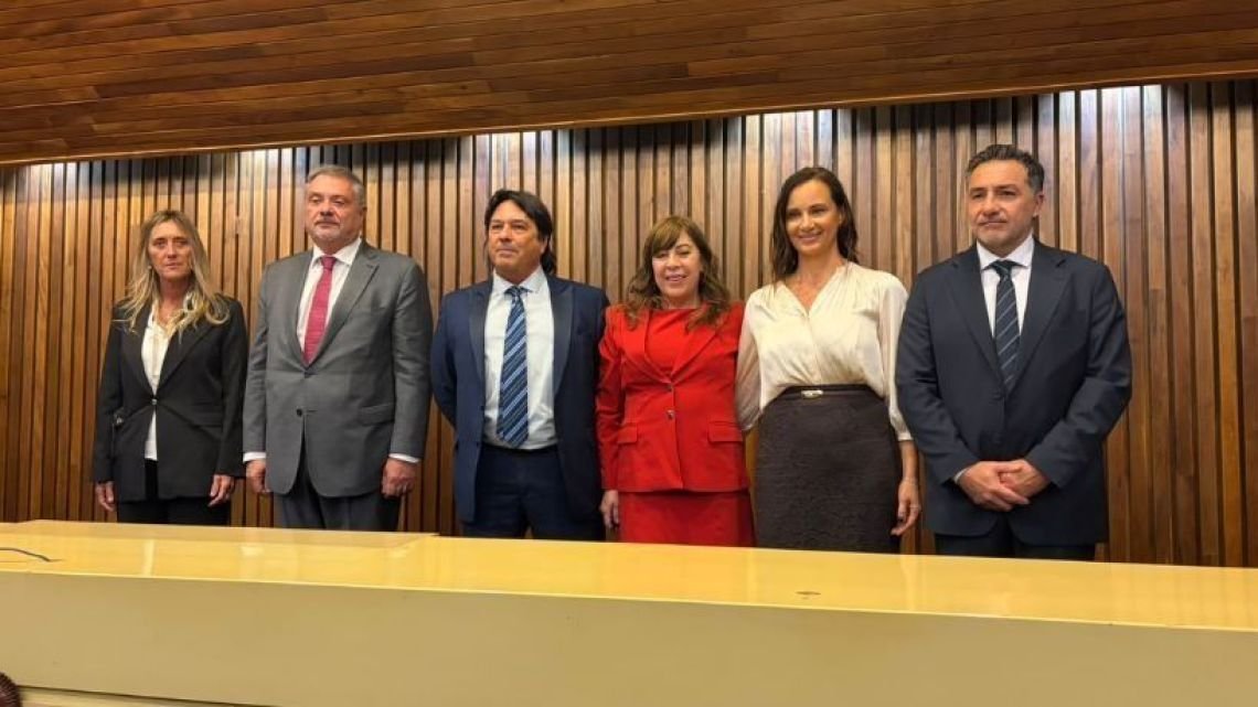 La Cámara Federal tendrá “vicepresidente segundo” y no podrán integrar la misma Sala vocales con “vínculos afectivos”