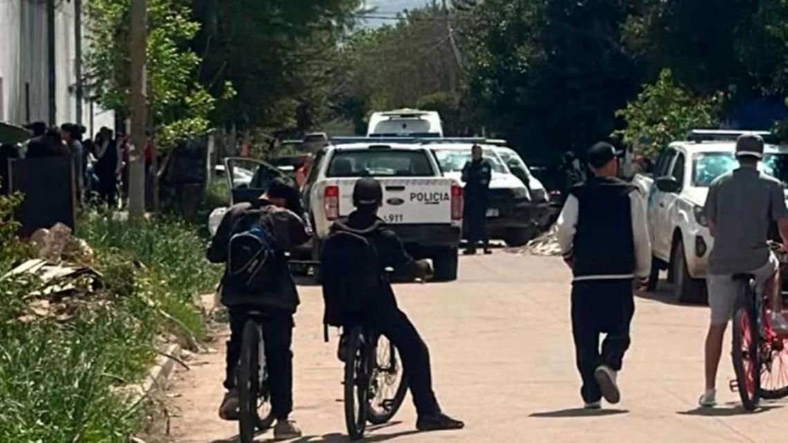 La Matanza: un adolescente baleó a su compañero en el baño de la escuela