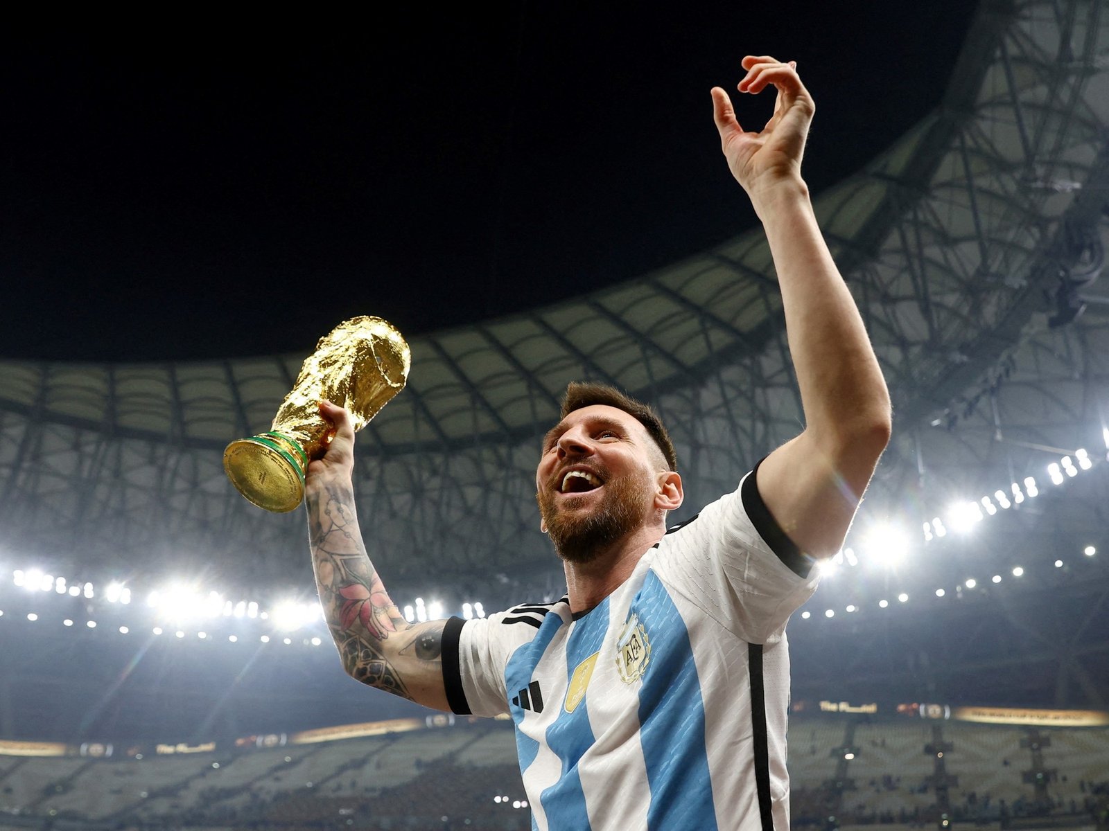 Lionel Messi fue nombrado Doctor Honoris Causa por la Universidad de Buenos Aires antes de su partido despedida de la Selección