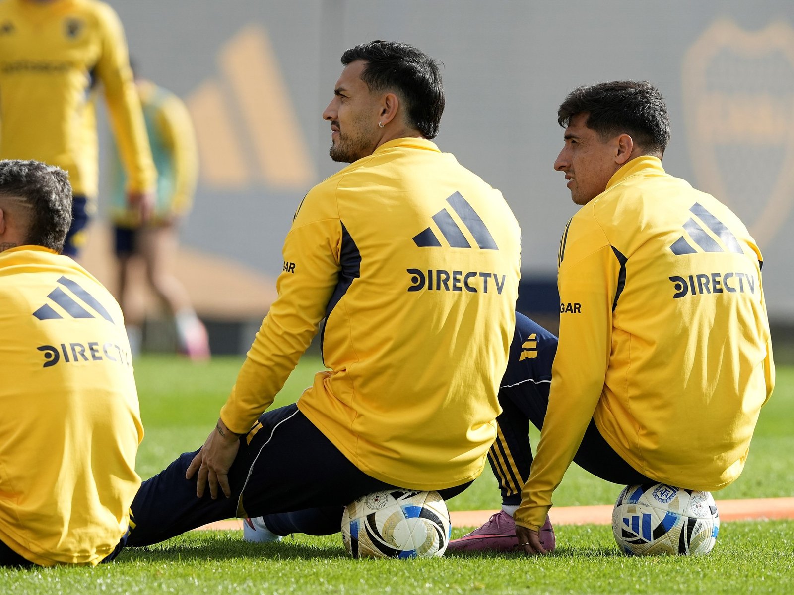 Merentiel contó qué fue lo primero que le dijo a Paredes tras la lesión :: Olé