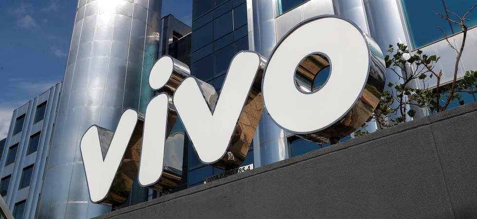 Murtra desplaza a toda la cúpula directiva de Telefónica a Brasil en plena campaña electoral