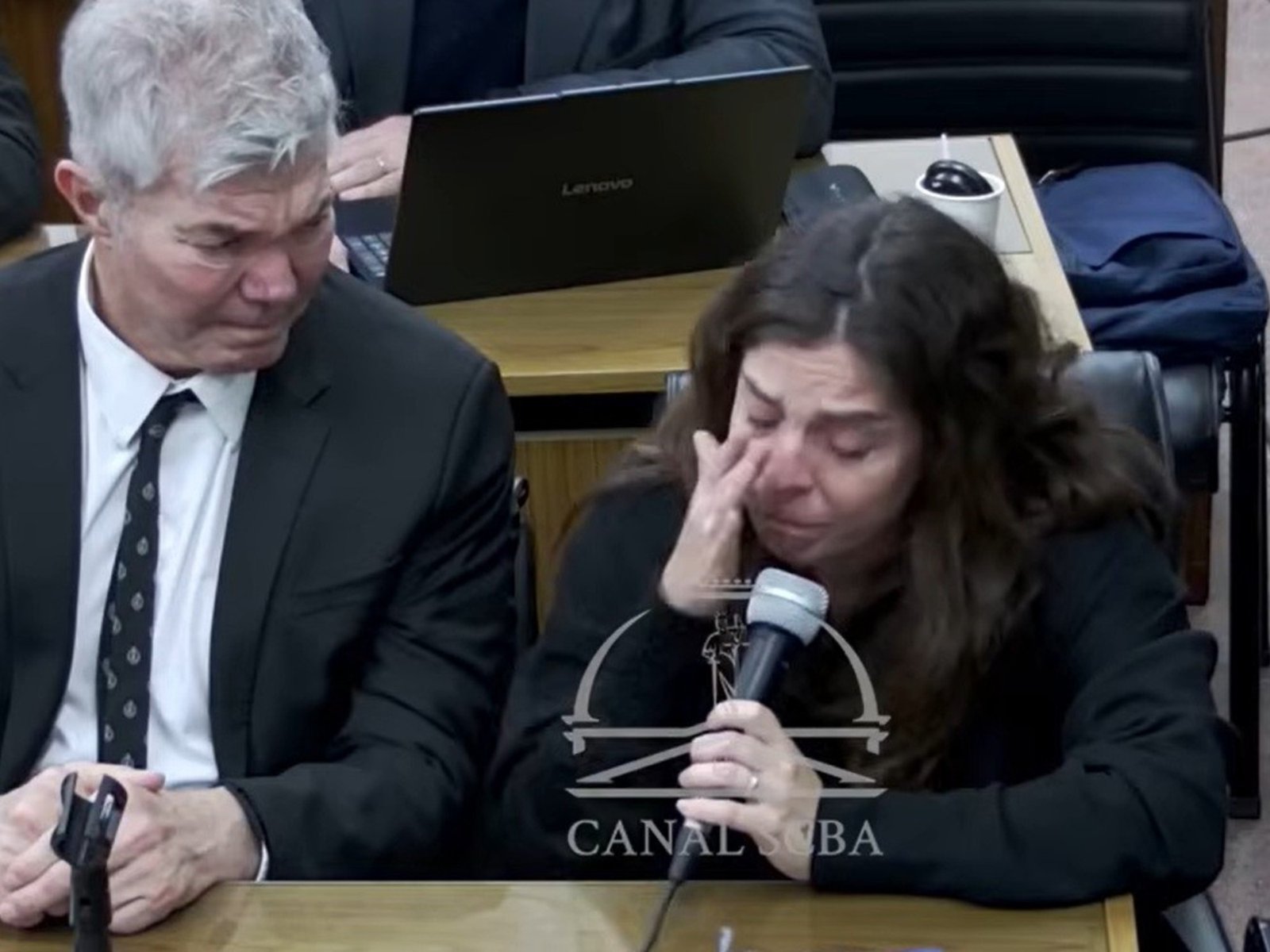 "Que mi papá tenga justicia" y "te extraño y te amo con todo mi corazón"