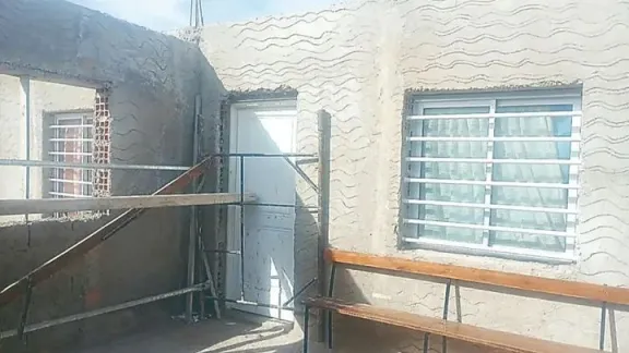 Robaron toda la mercadería de un comedor que prepara 200 viandas por semana