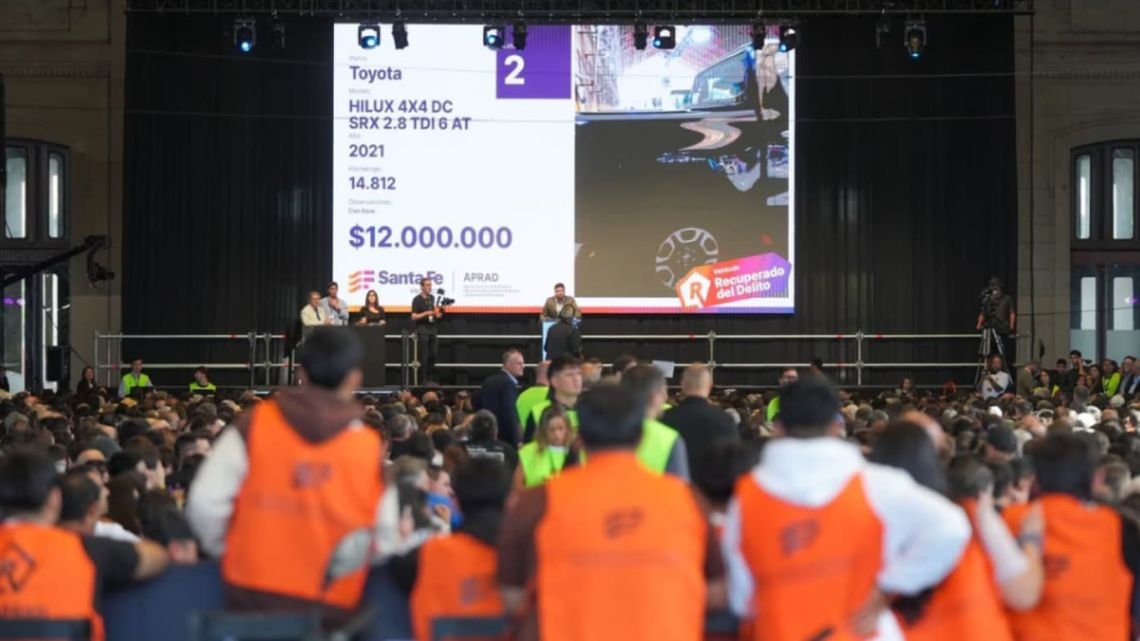 Subastaron bienes secuestrados al delito en Santa Fe: desde una casa se vendió por $76 millones hasta videojuegos retro