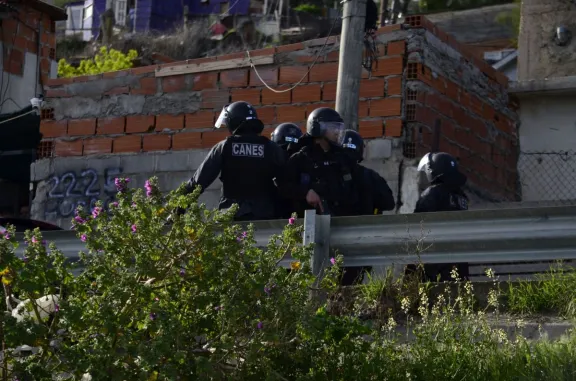 Tiroteo, persecución y una persona baleada en la zona alta del Newbery