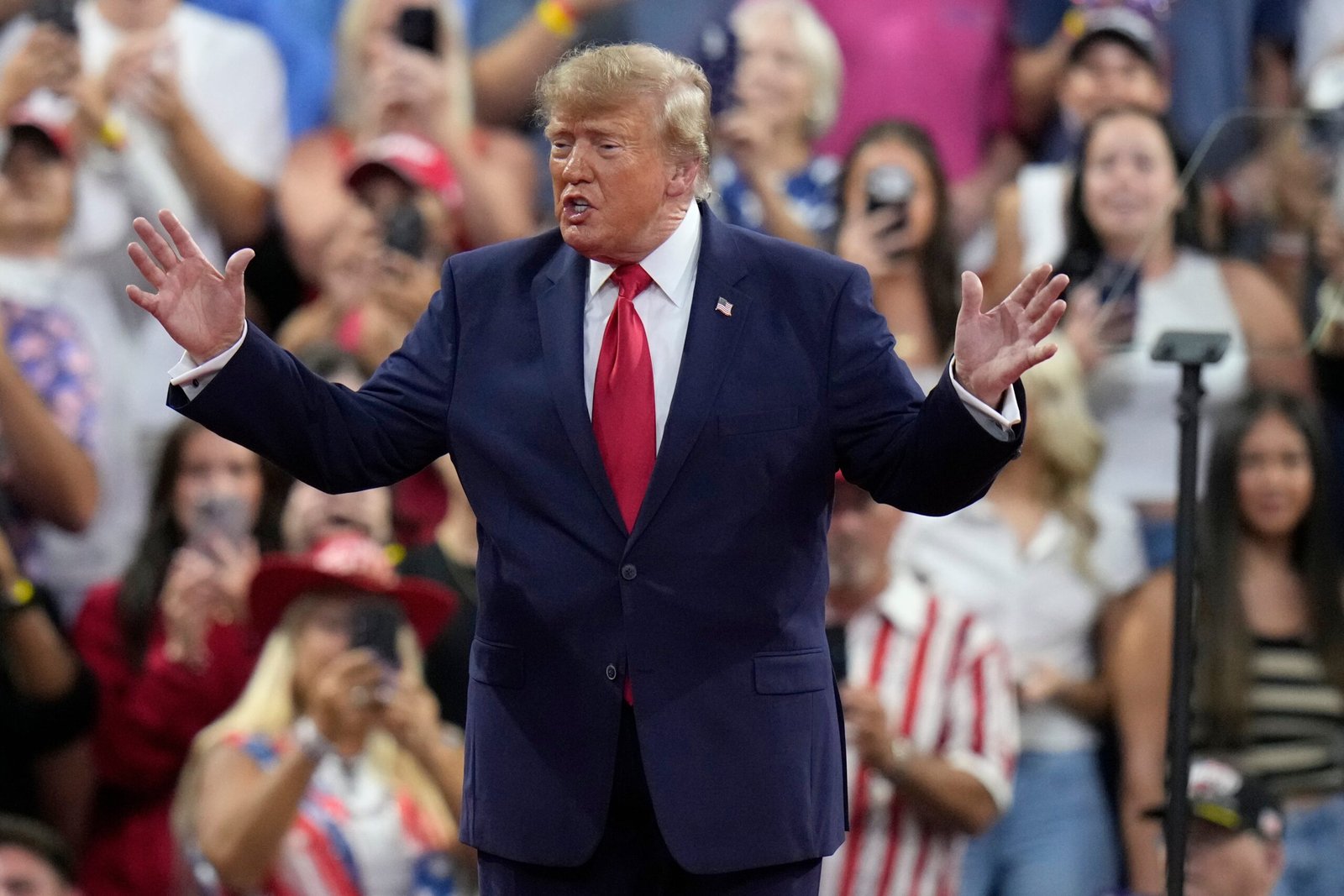 Trump asegura que Estados Unidos y México “están muy cerca” de cerrar un acuerdo comercial